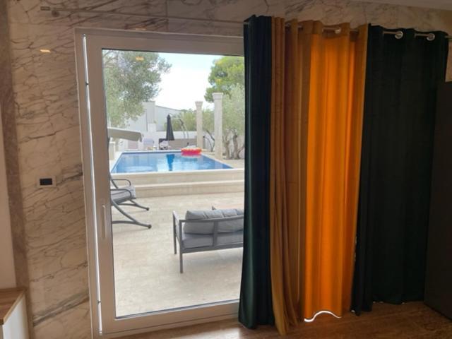 Villa Luce Mit Pool 马卡尔斯卡 外观 照片